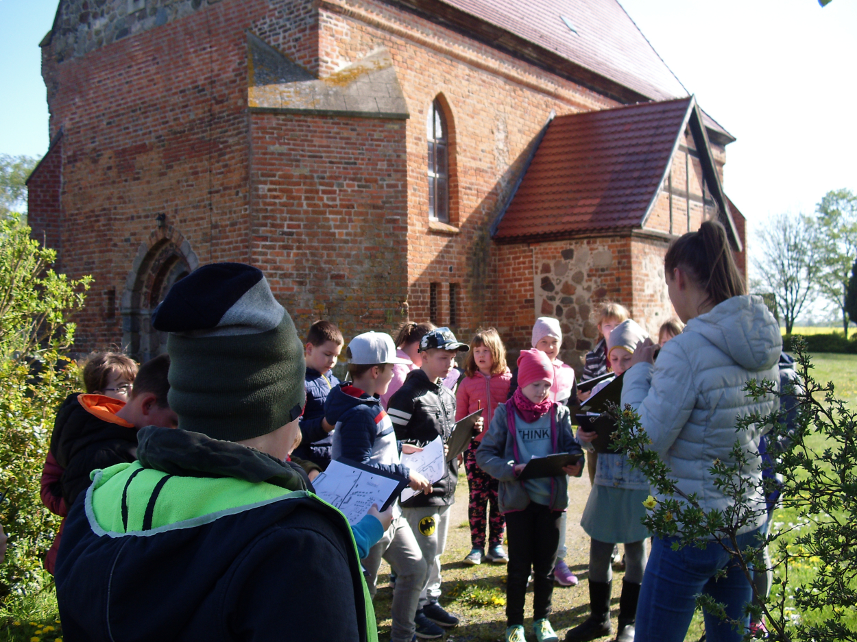  Hinter dem Schulzaun - 11.05.2023 