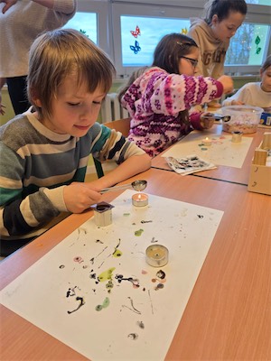 Weihnachtsbasteln 18.12.2024